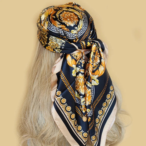 Beach head scarf perfect for any outdoor scene and can be worn in any season