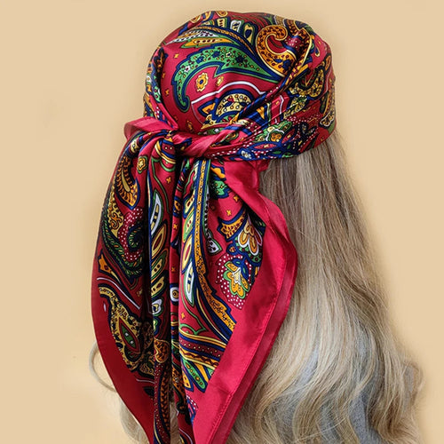Beach head scarf perfect for any outdoor scene and can be worn in any season