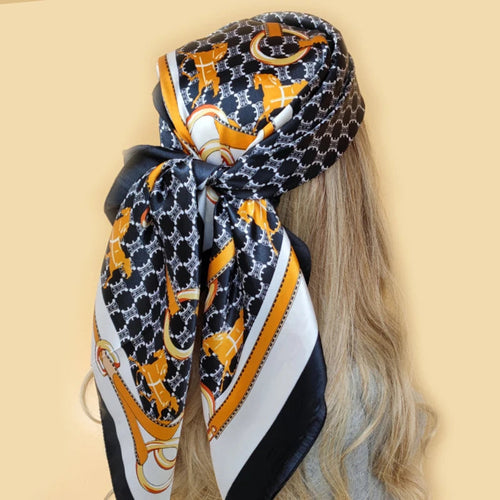 Beach head scarf perfect for any outdoor scene and can be worn in any season