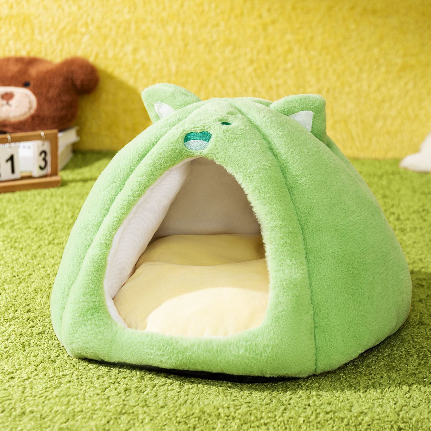 Toast bread pet open semi closed bed for cats and dogs