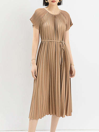 Colored printed waist tied mid length pleated skirt