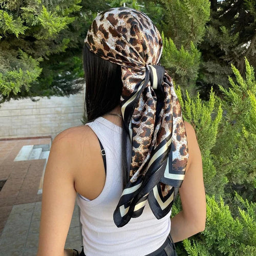 Beach head scarf perfect for any outdoor scene and can be worn in any season
