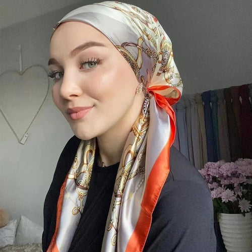Beach head scarf perfect for any outdoor scene and can be worn in any season