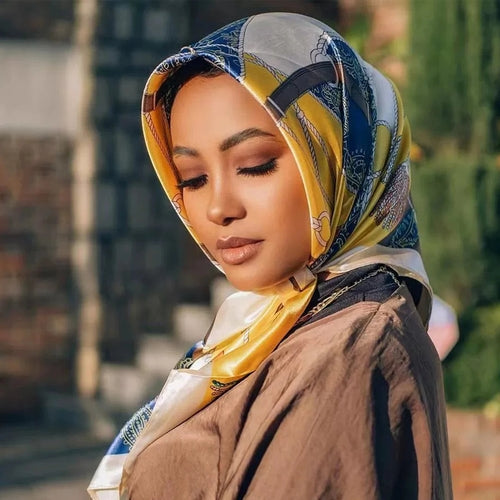 Beach head scarf perfect for any outdoor scene and can be worn in any season