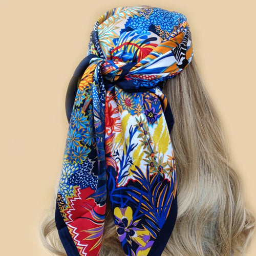 Beach head scarf perfect for any outdoor scene and can be worn in any season